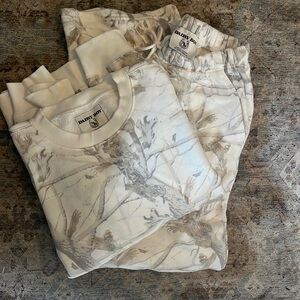 Woodland Camo Crewneck & ￼Sweatpants set!